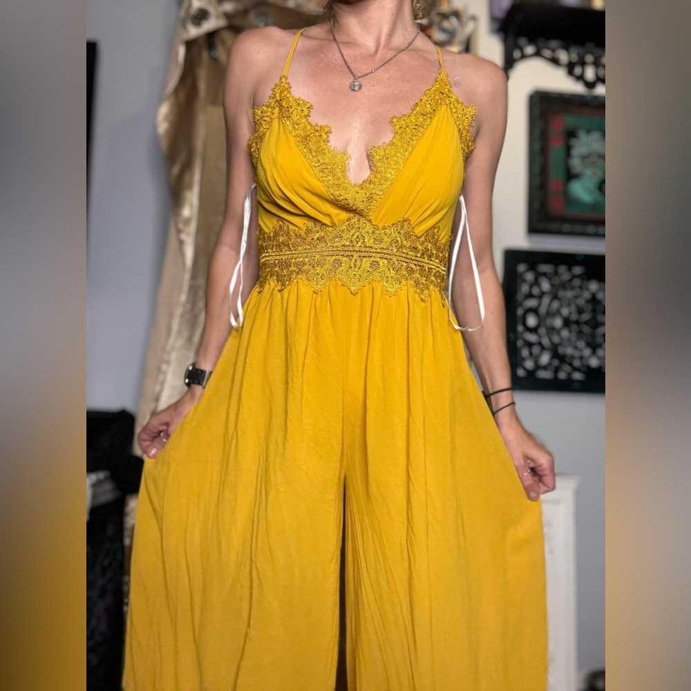 Small yellow jumpsuit